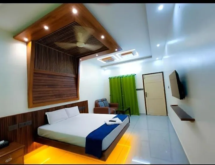 Ocean Queen Palace Poovar Rum i privatbostad