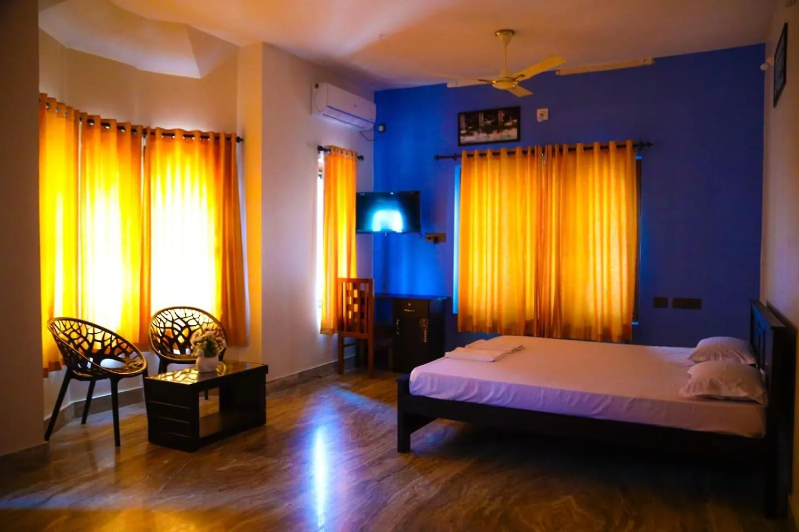 Ocean Queen Palace Poovar Rum i privatbostad
